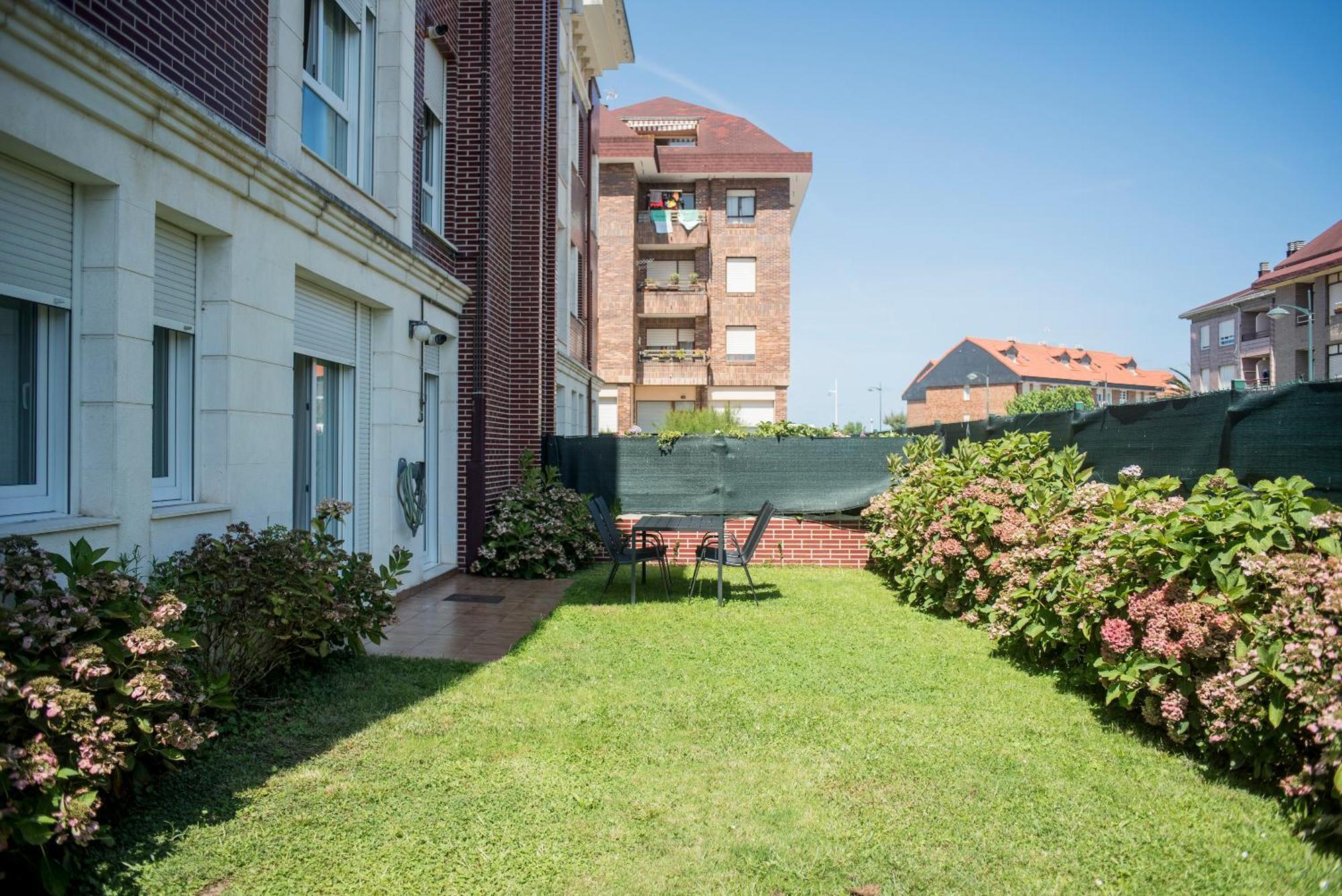 Apartamentos Somo Kültér fotó